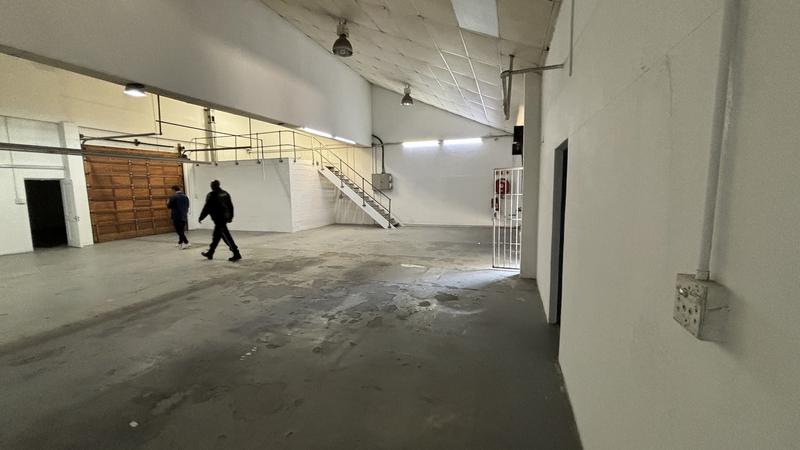 To Let Commercial Property for Rent in Paarden Eiland Western Cape